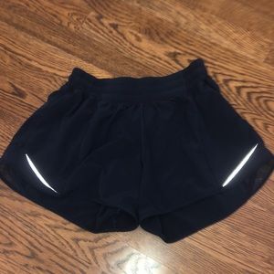 LULULEMON HOTTY HOT II 2.5